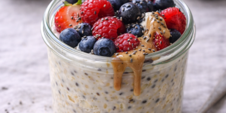 Almond butter and berry overnight oats